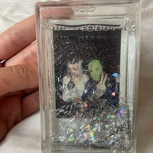 urban outfitters snowglobe glitter polaroid mini frames silver and pink